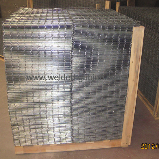 Welded wire panels